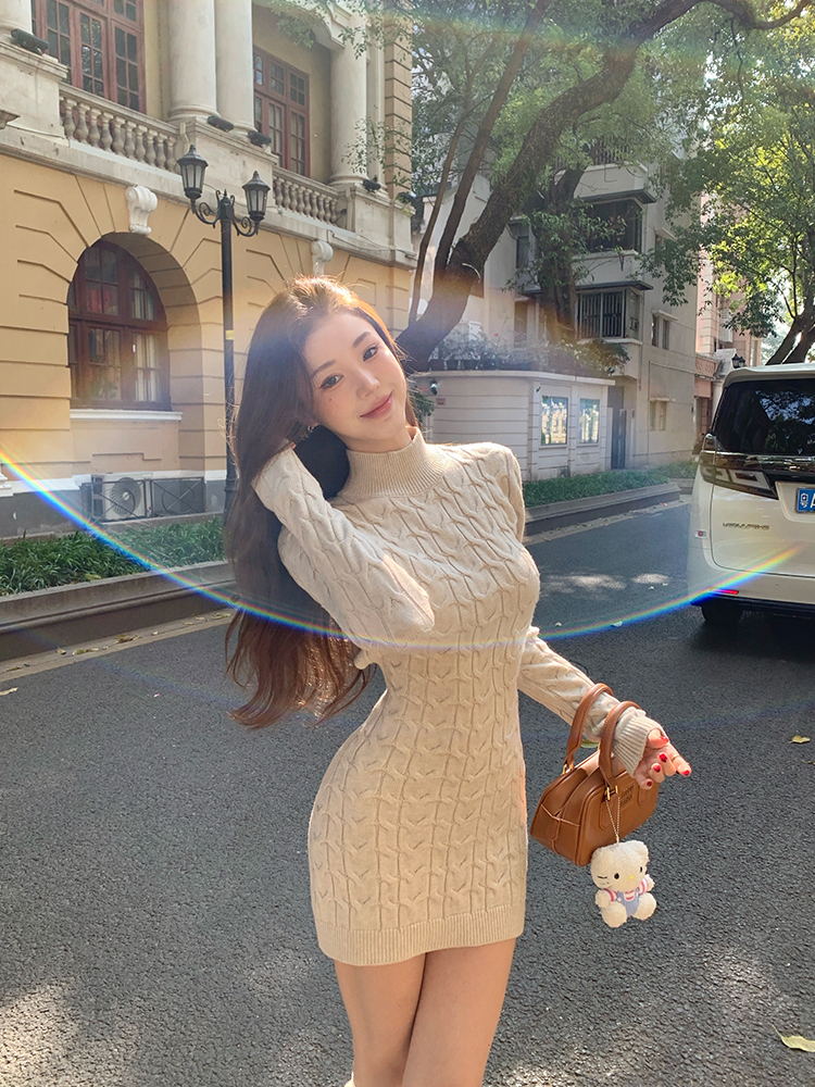 Backless Twisted Half-High Collar Retro Bodycon Dress in Melade Color - Autumn Winter Fashion