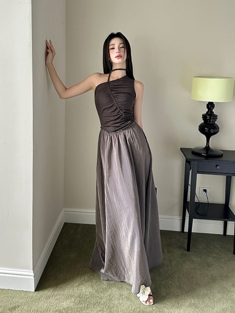 Bamboo Fiber Satin Asymmetrical Sleeveless Dress with Irregular Patchwork, Color-Blocking, and Pleated Design - Long Skirt Fashion Piece Bamboo Fiber Satin Asymmetrical Sleeveless Dress with Irregular Patchwork, Color-Blocking, and Pleated Design - Long Skirt Fashion Piece