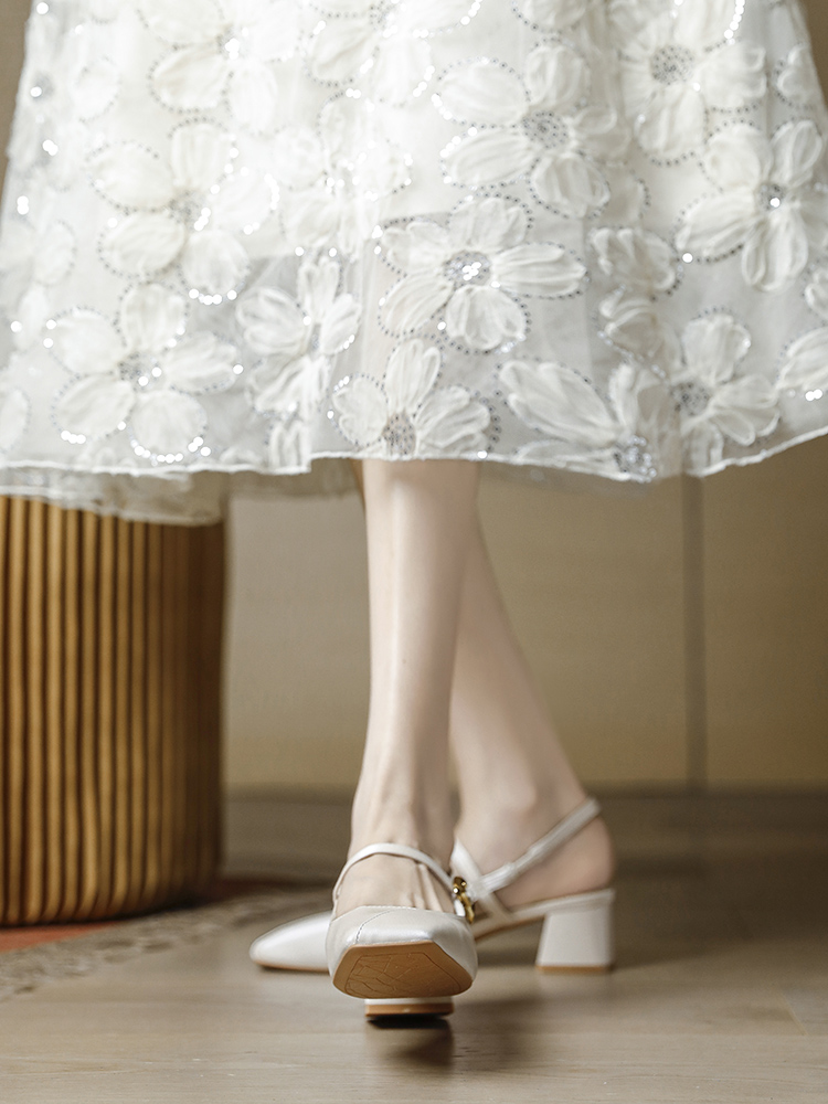 Beige Chunky-Heeled Women's Sandals - Summer Fairy-Tale Style, French Backless Design, Versatile for Dresses and Skirts Beige Chunky-Heeled Women's Sandals - Summer Fairy-Tale Style, French Backless Design, Versatile for Dresses and Skirts