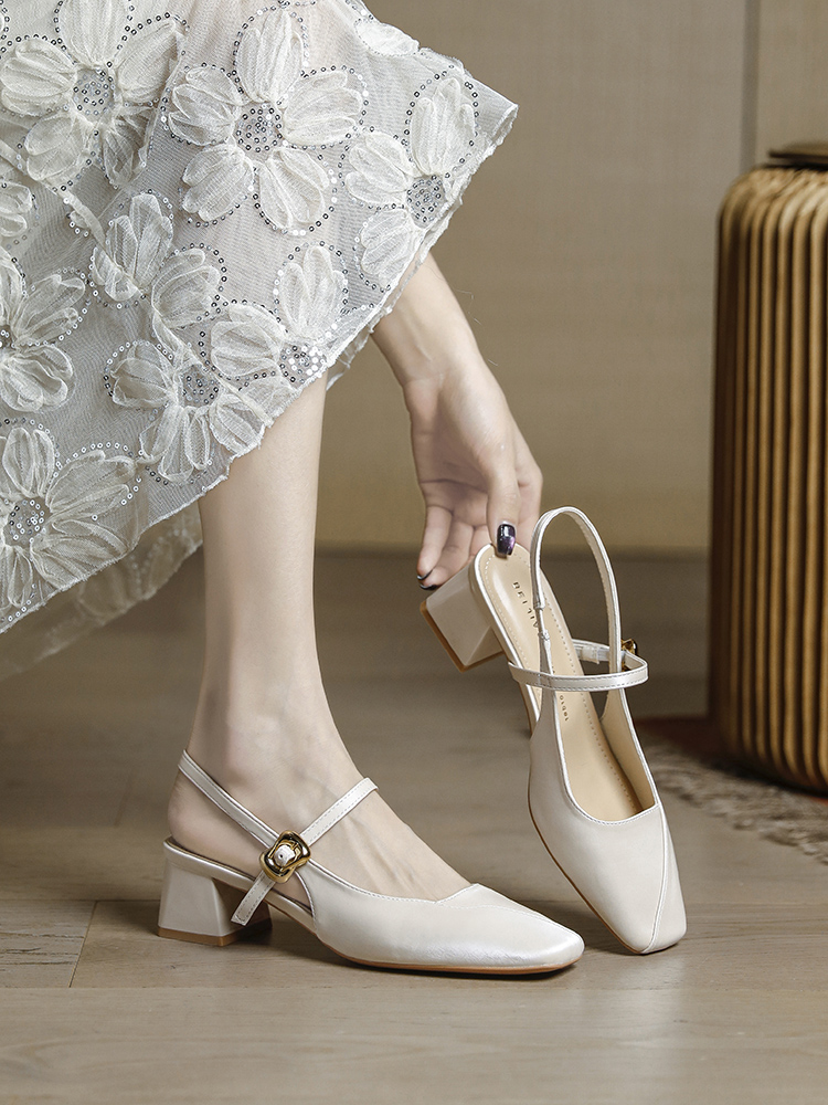 Beige Chunky-Heeled Women's Sandals - Summer Fairy-Tale Style, French Backless Design, Versatile for Dresses and Skirts