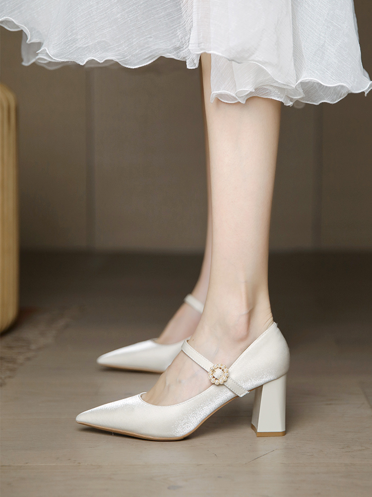 Beige Mary Jane Chunky Heel Shoes for Women - French Style Bridesmaid and Wedding Footwear for Daily Wear 2025 Beige Mary Jane Chunky Heel Shoes for Women - French Style Bridesmaid and Wedding Footwear for Daily Wear 2025