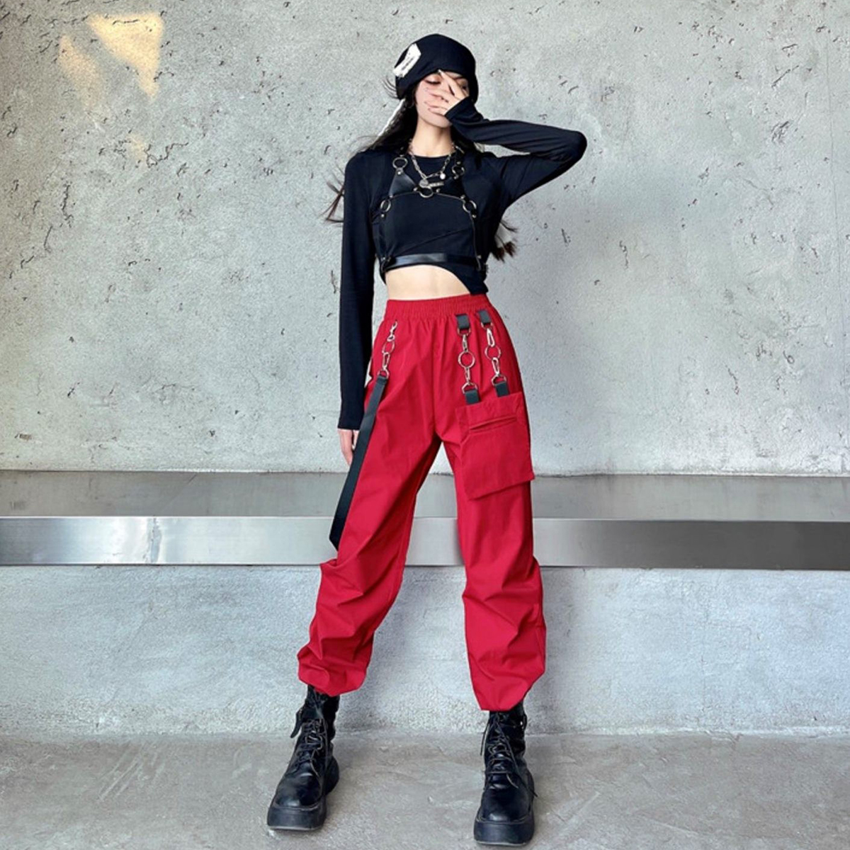 Black and Red Girl Group Performance Outfit - Spade A Dance Costume Set with Jazz Dance Top and Stylish Work Pants Black and Red Girl Group Performance Outfit - Spade A Dance Costume Set with Jazz Dance Top and Stylish Work Pants