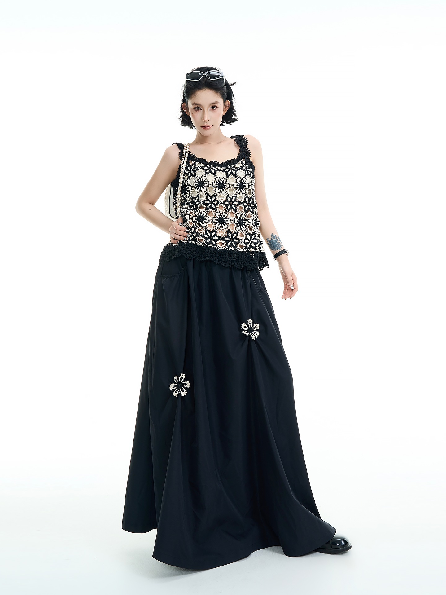 Black Embroidered High-Waisted Draped A-Line Skirt for Women - Summer Korean Style Loose Flared Skirt Black Embroidered High-Waisted Draped A-Line Skirt for Women - Summer Korean Style Loose Flared Skirt