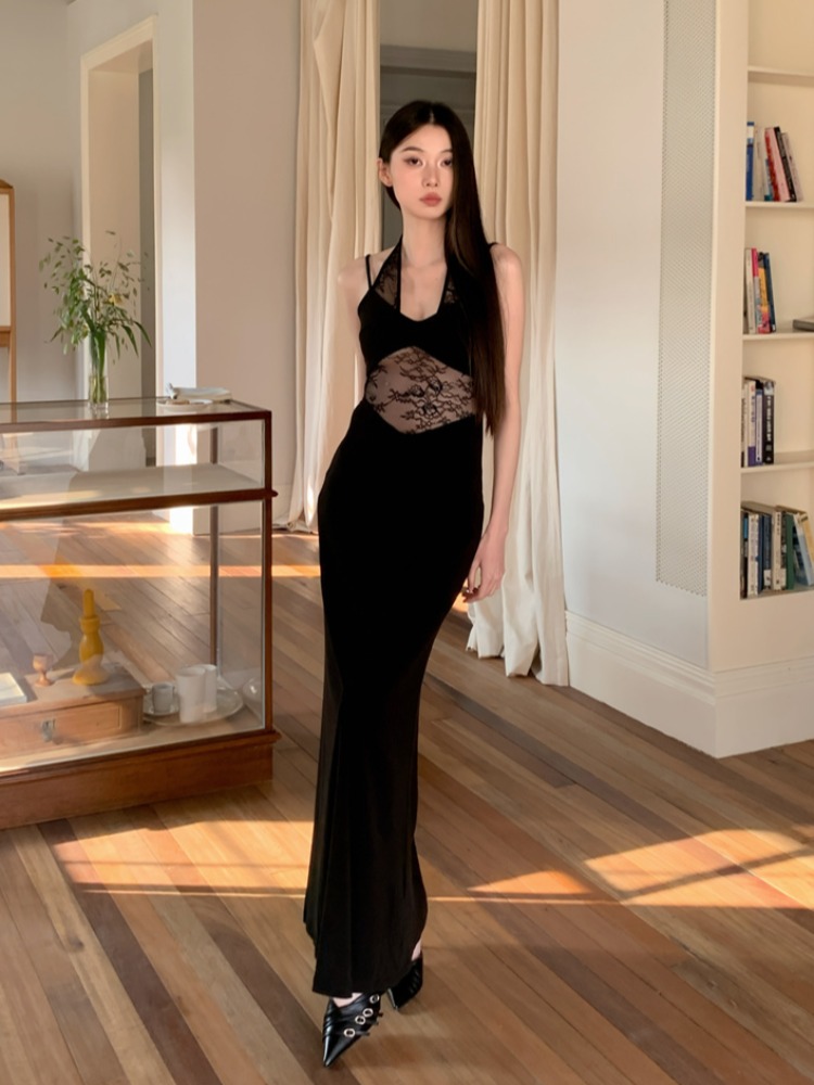 Black Lace Halter Neck Mermaid Dress with Hollow Out Waist - Slim Fit Knitted Summer Fashion for Women Black Lace Halter Neck Mermaid Dress with Hollow Out Waist - Slim Fit Knitted Summer Fashion for Women