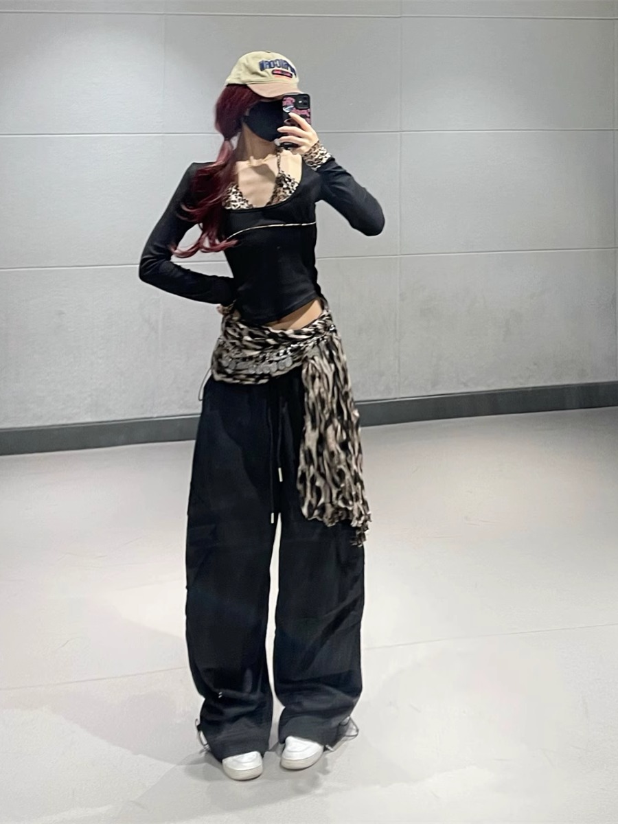Black Leopard Print Spliced Long Sleeve Short Top and Thin Work Pants Jazz Dance Outfit for Women, Y2K Style