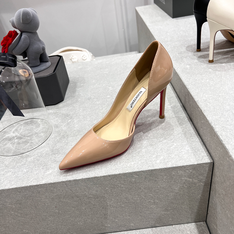 Black Patent Leather Side Cutout Pointed Toe High Heel Stiletto Shoes - Sexy Spring Autumn Style, Y2K Inspired Fashion Footwear Black Patent Leather Side Cutout Pointed Toe High Heel Stiletto Shoes - Sexy Spring Autumn Style, Y2K Inspired Fashion Footwear