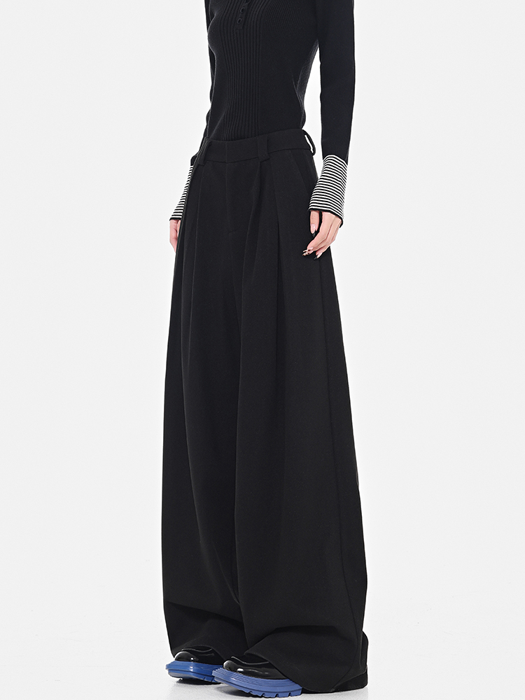 Black Thickened Woolen Wide-Leg Suit Pants for Women, Loose Slimming Fit, New Winter Style, Floor-Length, Trendy Fashion Essential Black Thickened Woolen Wide-Leg Suit Pants for Women, Loose Slimming Fit, New Winter Style, Floor-Length, Trendy Fashion Essential