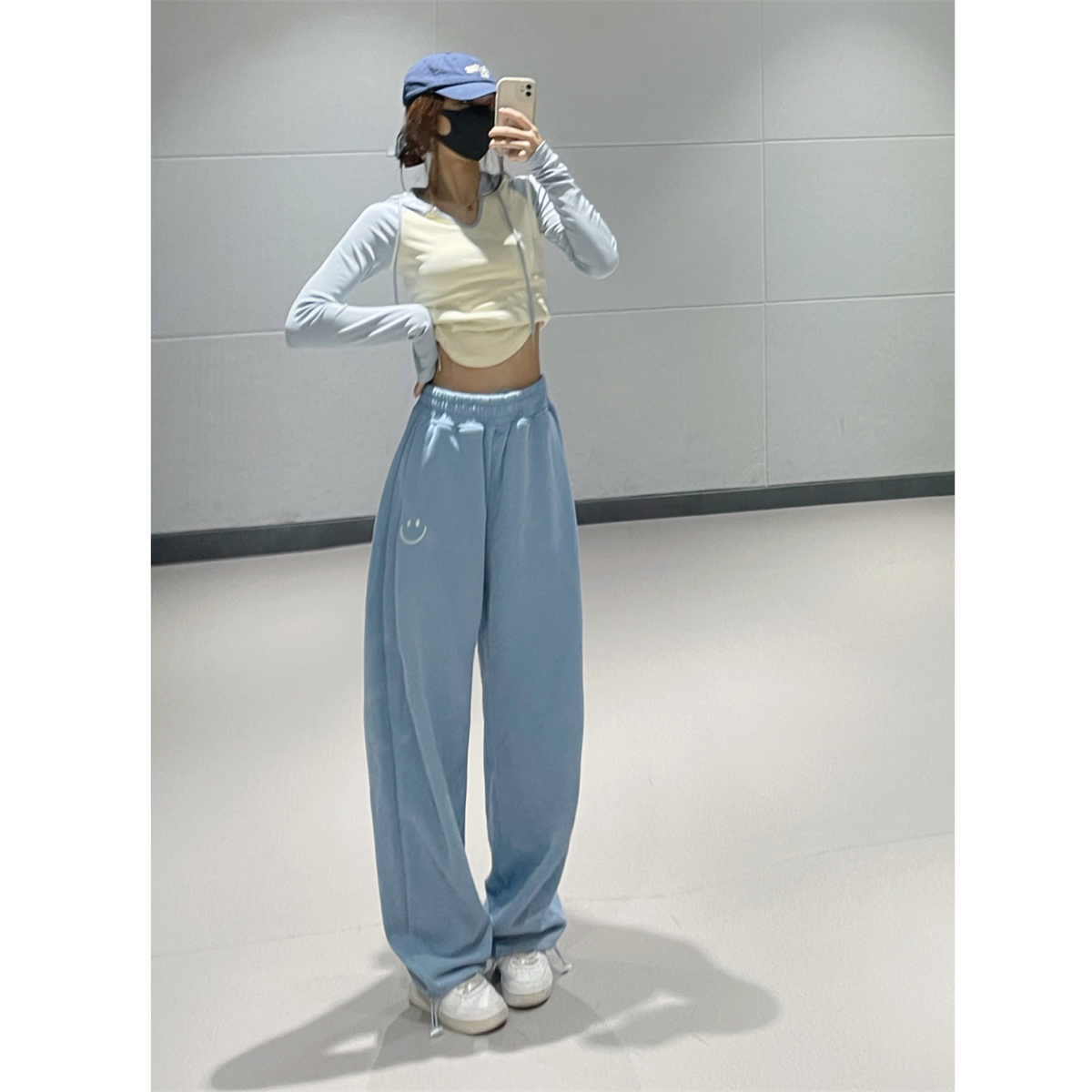 Blue Spliced Long Sleeve T-Shirt and Casual Straight Pants Jazz Dance Outfit for Girls in Y2K Style
