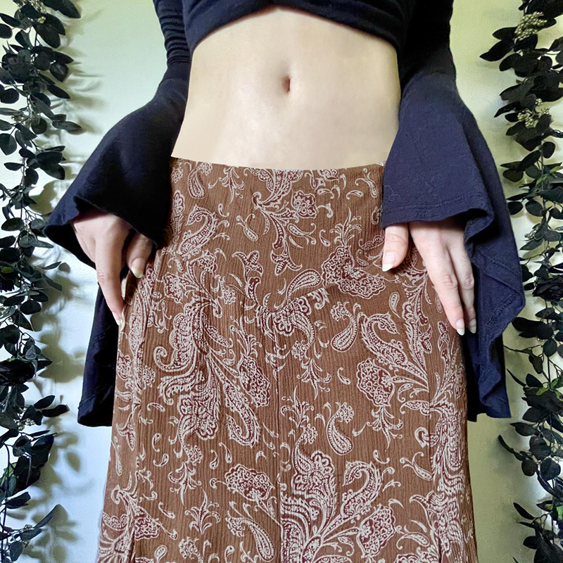 Bohemian Vintage Floral Print Low-Waist Sheer Long Skirt - Irregular Flowing Design for Summer Beach Vacation Bohemian Vintage Floral Print Low-Waist Sheer Long Skirt - Irregular Flowing Design for Summer Beach Vacation