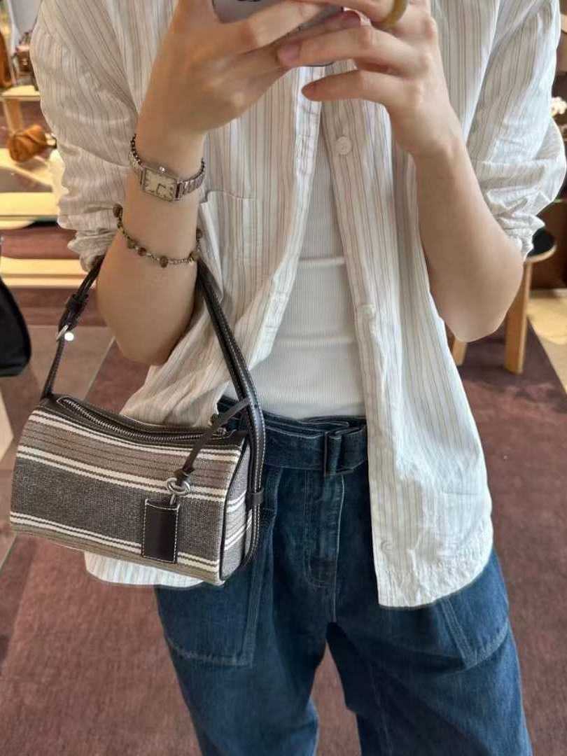 Boston Stripe Cylinder Bag - Influencer Style Handheld Underarm and Crossbody Bag for Trendy 2025 Fashion
