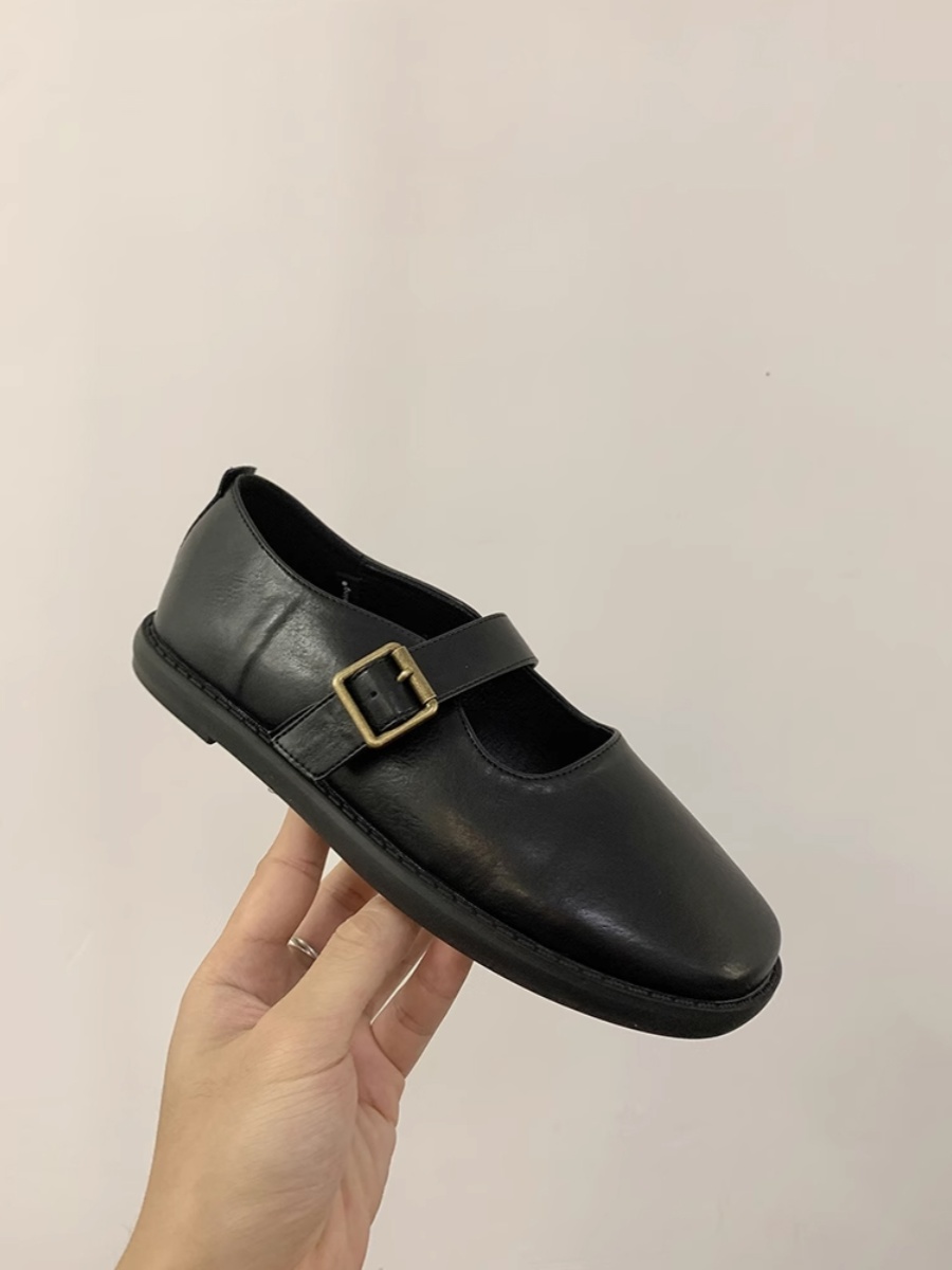 British Style Flat Loafers for Women - Spring and Autumn Small Leather Shoes, Chic Niche Design for Boss Ladies British Style Flat Loafers for Women - Spring and Autumn Small Leather Shoes, Chic Niche Design for Boss Ladies