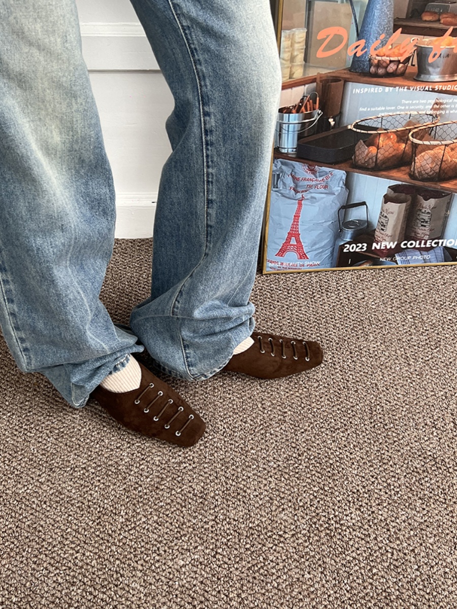 Brown Women's Loafers - Flat Square-Toe Retro Style, 2025 Autumn/Winter, High-End British Niche Fashion Footwear Brown Women's Loafers - Flat Square-Toe Retro Style, 2025 Autumn/Winter, High-End British Niche Fashion Footwear