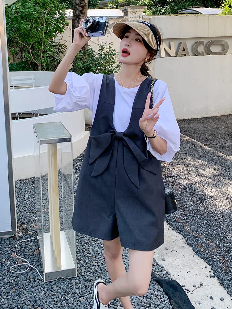 Butterfly Knot Suspenders Pants Set for Women - Trendy Summer 2025 Youthful Shorts Outfit Butterfly Knot Suspenders Pants Set for Women - Trendy Summer 2025 Youthful Shorts Outfit