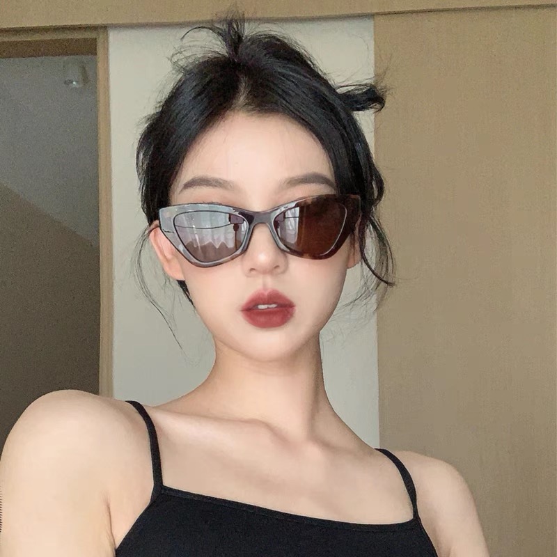Cat-Eye Leopard Print Sunglasses for Women, Tortoiseshell Retro Glasses for Round Faces, Trendy European American Style Cat-Eye Leopard Print Sunglasses for Women, Tortoiseshell Retro Glasses for Round Faces, Trendy European American Style