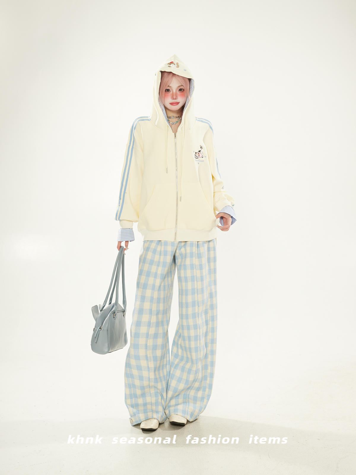 Charming Peach Cat Embroidery Hoodie Cardigan for Women - Spring Autumn Fake Two-Piece Coat, Cute and Stylish Charming Peach Cat Embroidery Hoodie Cardigan for Women - Spring Autumn Fake Two-Piece Coat, Cute and Stylish