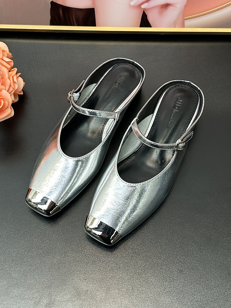 Chic French-Style Half Slippers for Women - Elegant Outdoor Mules for Spring/Summer 2025, High-End Feel Cool Sandals