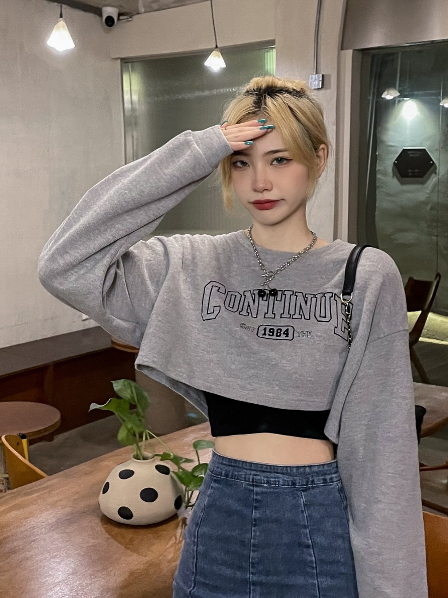 Chic Women's Hip Hop Sweatshirt - Thin Spring Autumn Style, Street Dance Jazz Top, American High Street Fashion, 港风 Inspired Chic Women's Hip Hop Sweatshirt - Thin Spring Autumn Style, Street Dance Jazz Top, American High Street Fashion, 港风 Inspired