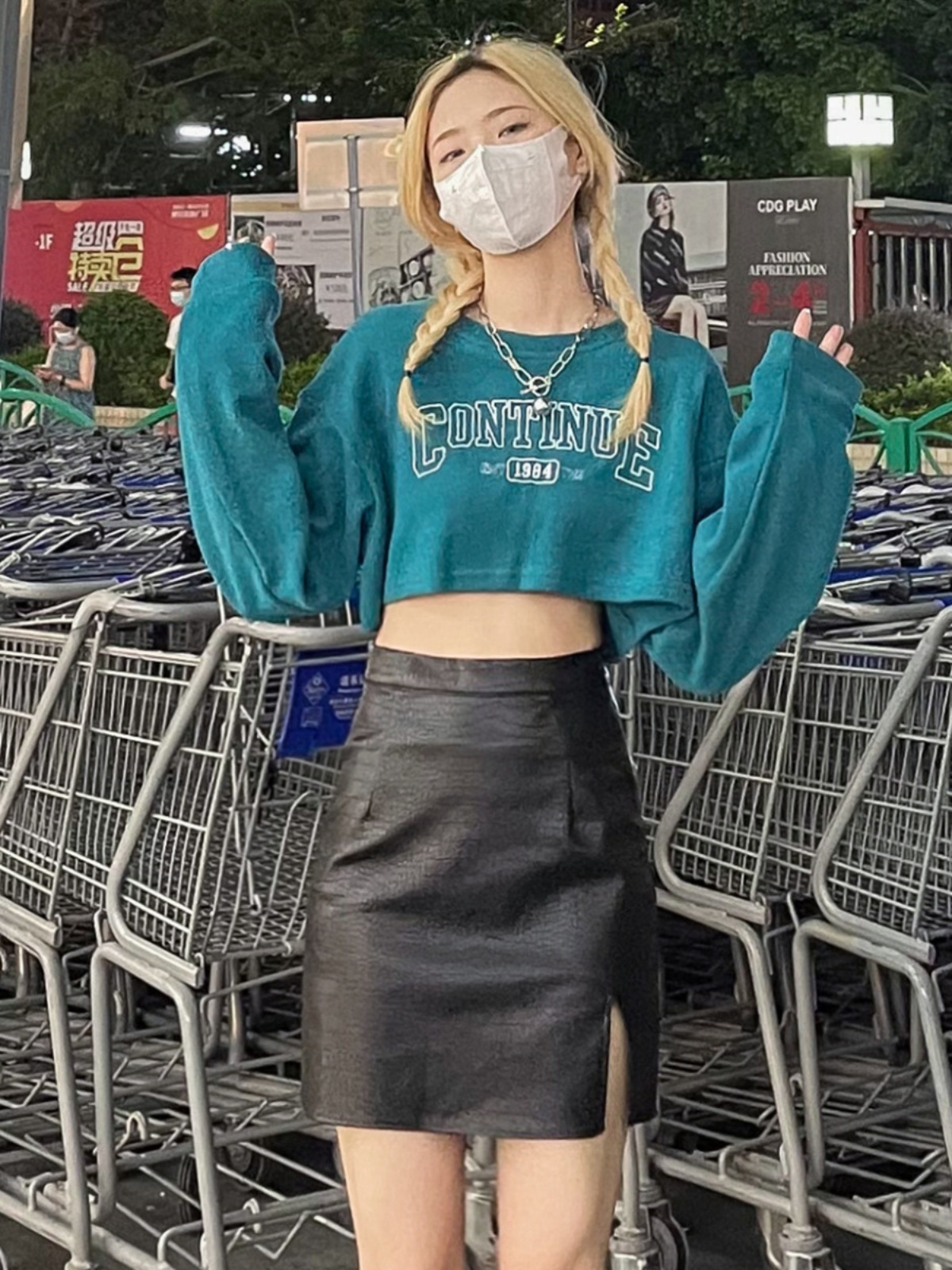 Chic Women's Hip Hop Sweatshirt - Thin Spring Autumn Style, Street Dance Jazz Top, American High Street Fashion, 港风 Inspired Chic Women's Hip Hop Sweatshirt - Thin Spring Autumn Style, Street Dance Jazz Top, American High Street Fashion, 港风 Inspired