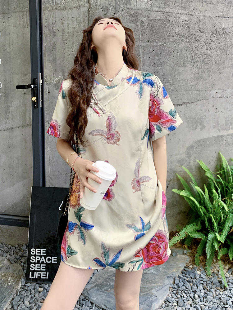 Chinese-Style Printed Satin Qipao Dress Set for Women - Summer Old Money Aesthetic Two-Piece Outfit with Shorts Chinese-Style Printed Satin Qipao Dress Set for Women - Summer Old Money Aesthetic Two-Piece Outfit with Shorts