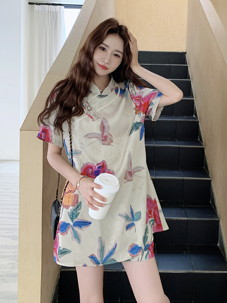 Chinese-Style Printed Satin Qipao Dress Set for Women - Summer Old Money Aesthetic Two-Piece Outfit with Shorts Chinese-Style Printed Satin Qipao Dress Set for Women - Summer Old Money Aesthetic Two-Piece Outfit with Shorts