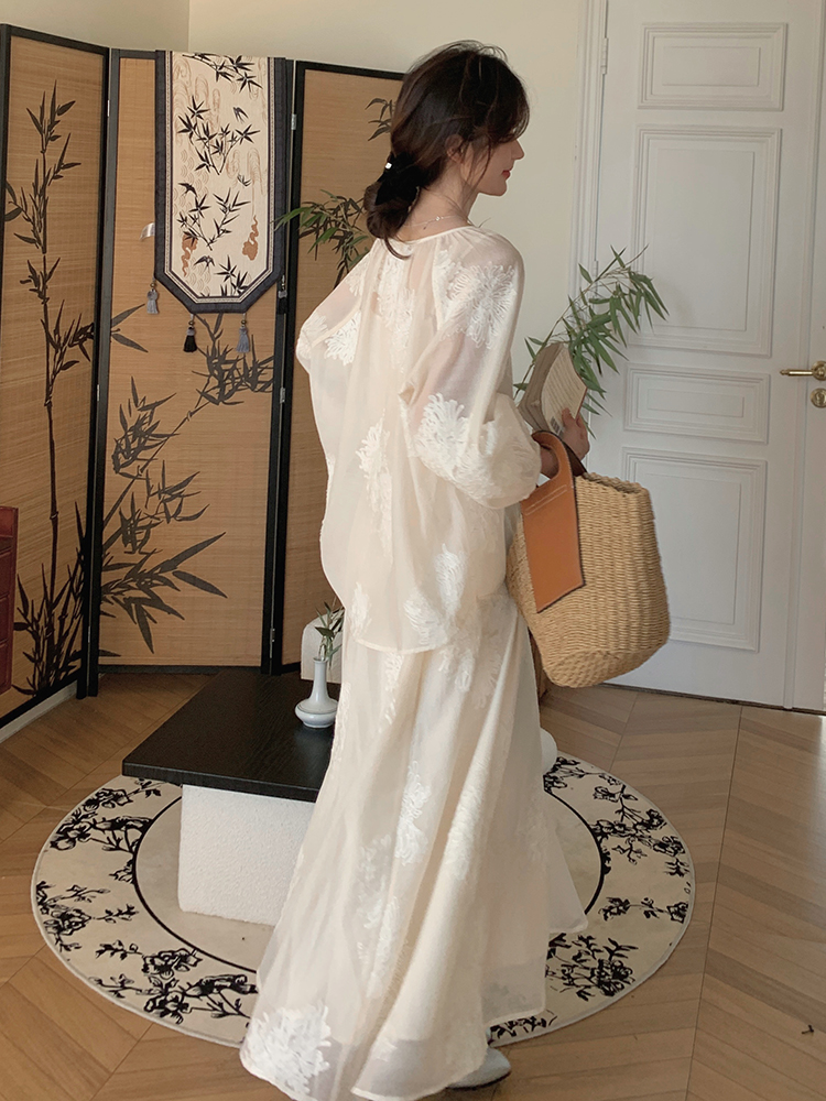 Chinese-Style White Dress for Women, Zen Fairy Long Skirt Three-Piece Set, Spring Summer 2025, Boho Chic National Wind Fashion Chinese-Style White Dress for Women, Zen Fairy Long Skirt Three-Piece Set, Spring Summer 2025, Boho Chic National Wind Fashion