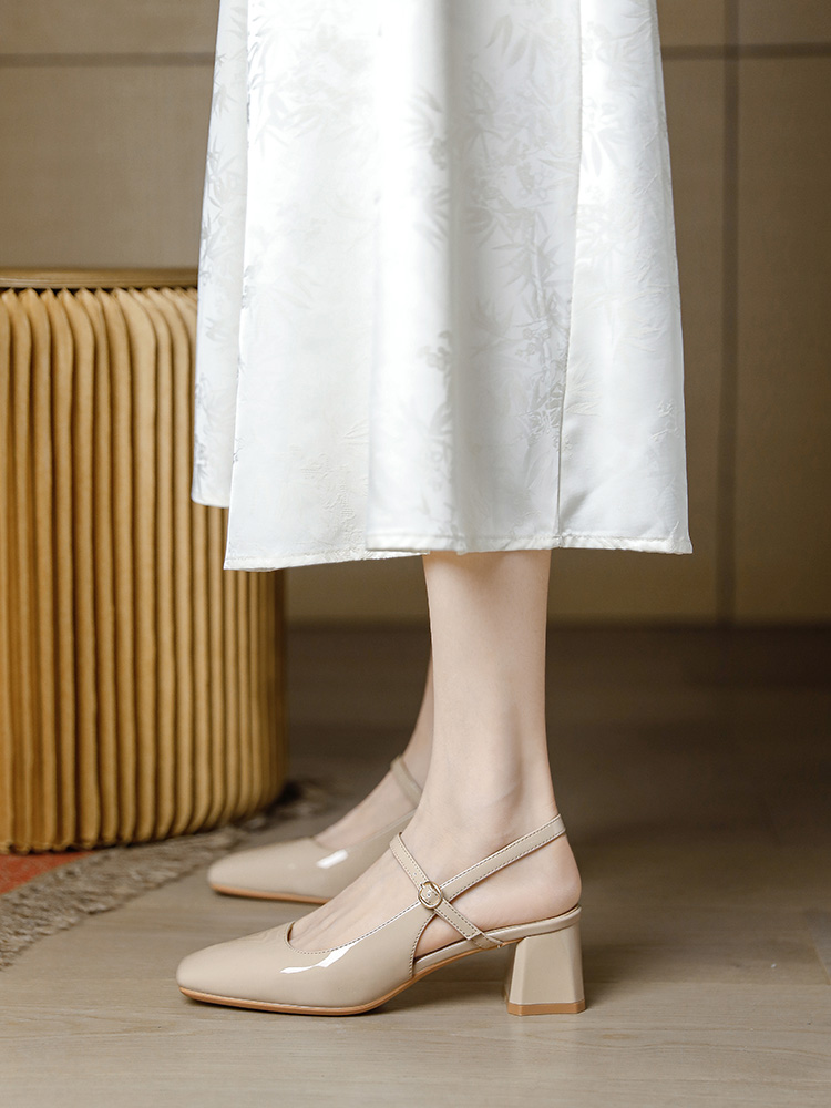 Chunky Heel Baotou Women's Sandals - Milk Tea Color, Versatile Mary Jane Flats, One-Strap High Heels for Summer 2025 Chunky Heel Baotou Women's Sandals - Milk Tea Color, Versatile Mary Jane Flats, One-Strap High Heels for Summer 2025