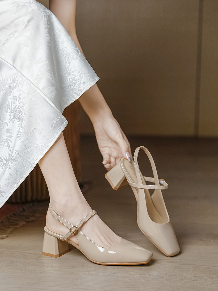 Chunky Heel Baotou Women's Sandals - Milk Tea Color, Versatile Mary Jane Flats, One-Strap High Heels for Summer 2025