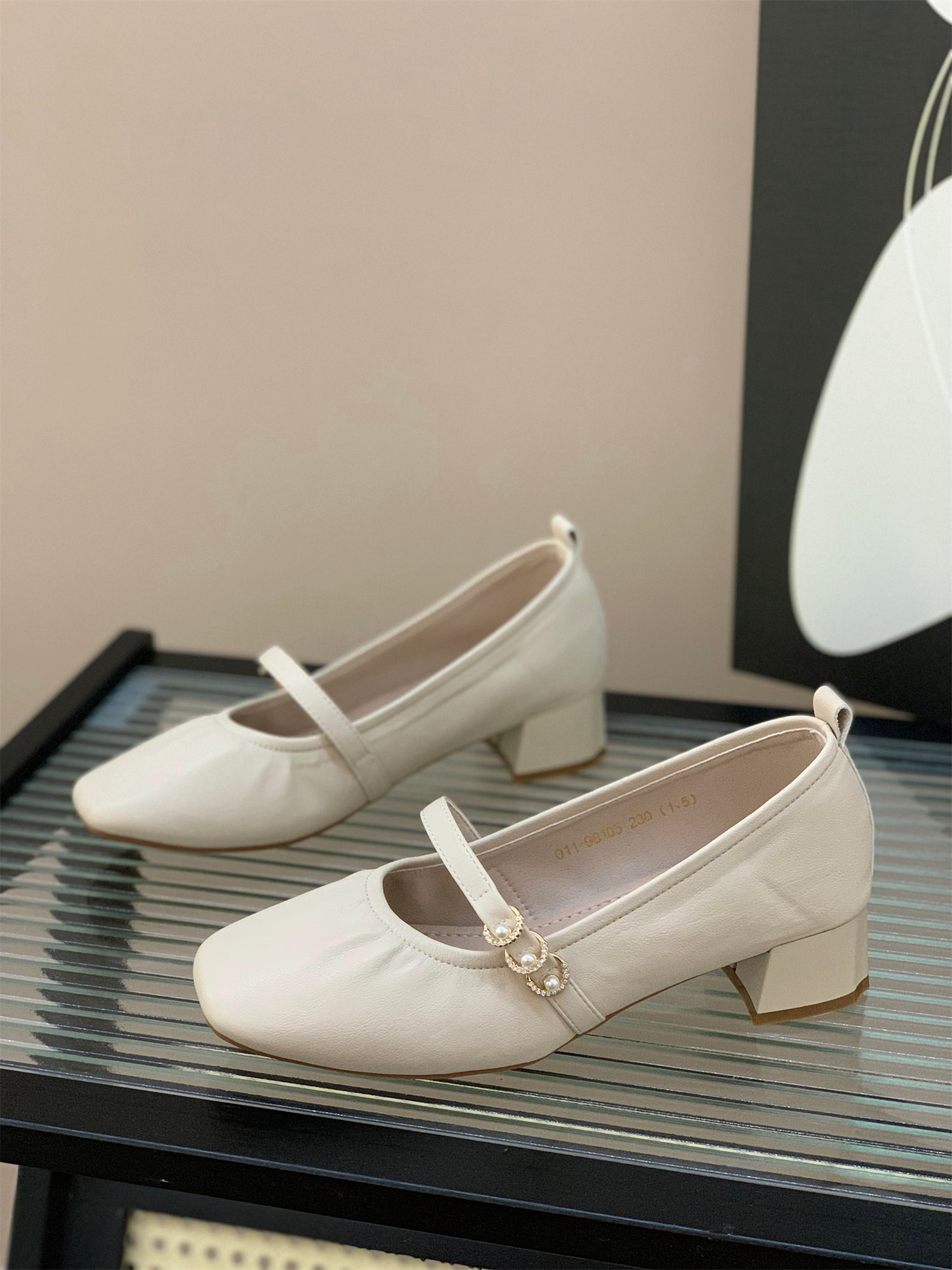 Chunky-Heeled Square-Toe Mary Jane Shoes for Women - Elegant Flats for Spring & Autumn 2025, Perfect for Skirts and Evening Wear