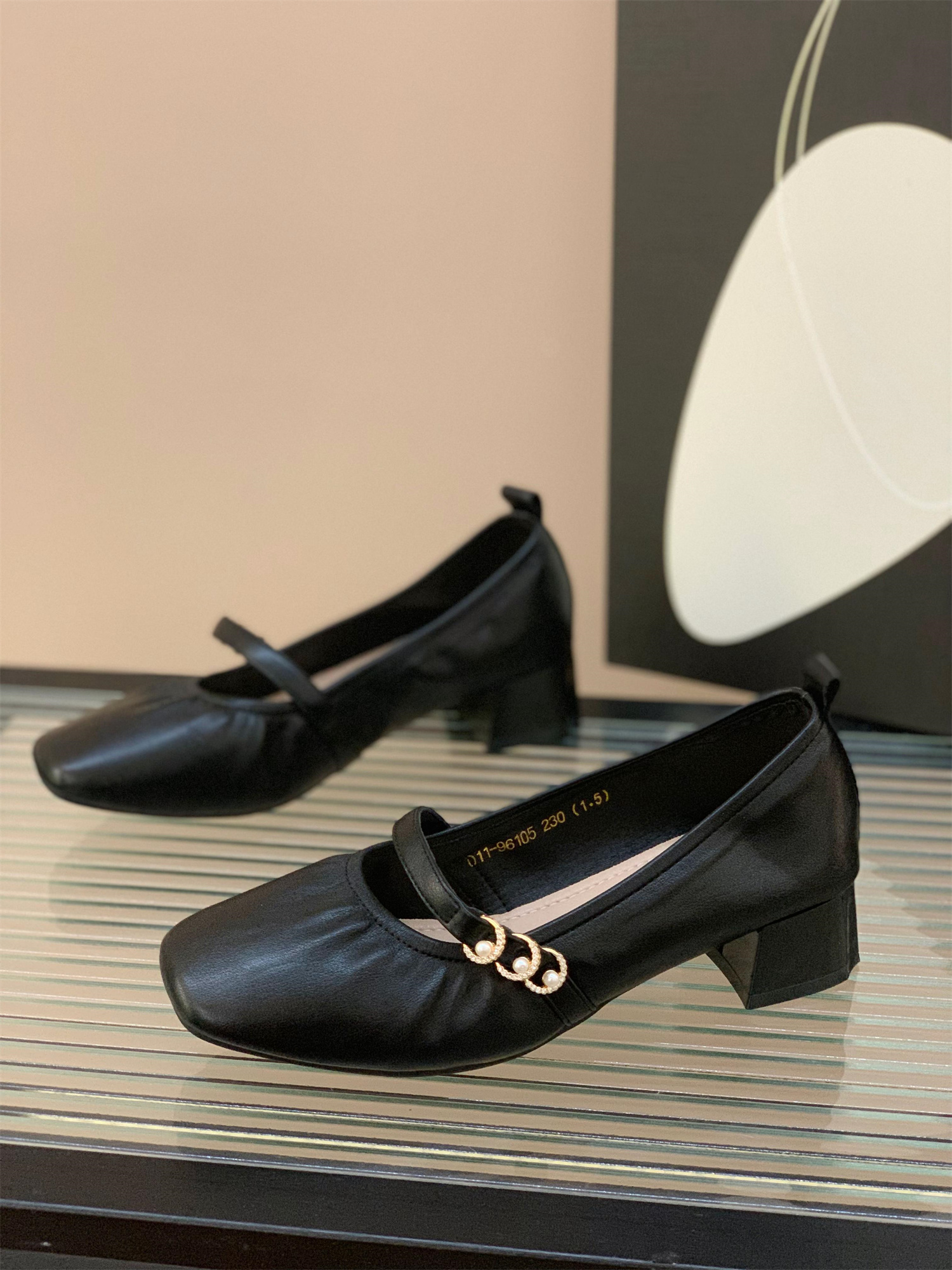 Chunky-Heeled Square-Toe Mary Jane Shoes for Women - Elegant Flats for Spring & Autumn 2025, Perfect for Skirts and Evening Wear Chunky-Heeled Square-Toe Mary Jane Shoes for Women - Elegant Flats for Spring & Autumn 2025, Perfect for Skirts and Evening Wear