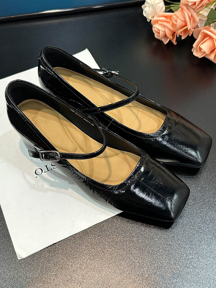 Chunky-Heeled Square-Toe Mary Jane Shoes, Genuine Leather, Glossy Finish, Versatile One-Strap Design for Women's Y2K Style Chunky-Heeled Square-Toe Mary Jane Shoes, Genuine Leather, Glossy Finish, Versatile One-Strap Design for Women's Y2K Style