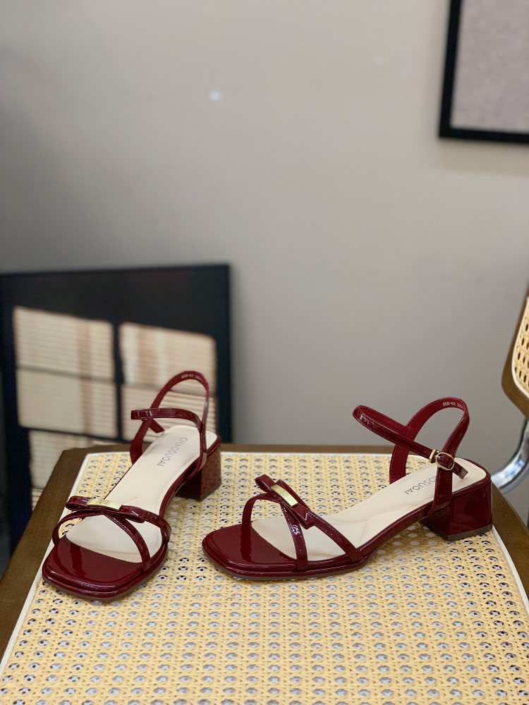 Chunky-Heeled Thick-Soled Square-Toe Sandals for Women, Open-Toe One-Strap Buckle with Bowknot, Versatile Summer Style 2025 Chunky-Heeled Thick-Soled Square-Toe Sandals for Women, Open-Toe One-Strap Buckle with Bowknot, Versatile Summer Style 2025