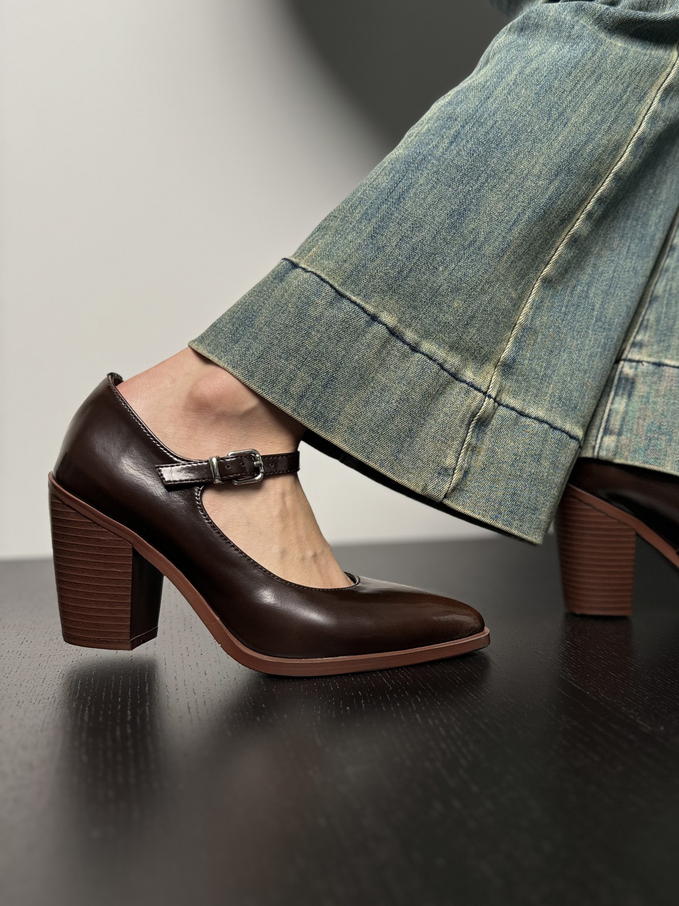 Chunky High Heel Mary Jane Shoes for Women - Pointed Toe, Shallow Mouth Design, Simple Fashionable Witch Style Chunky High Heel Mary Jane Shoes for Women - Pointed Toe, Shallow Mouth Design, Simple Fashionable Witch Style