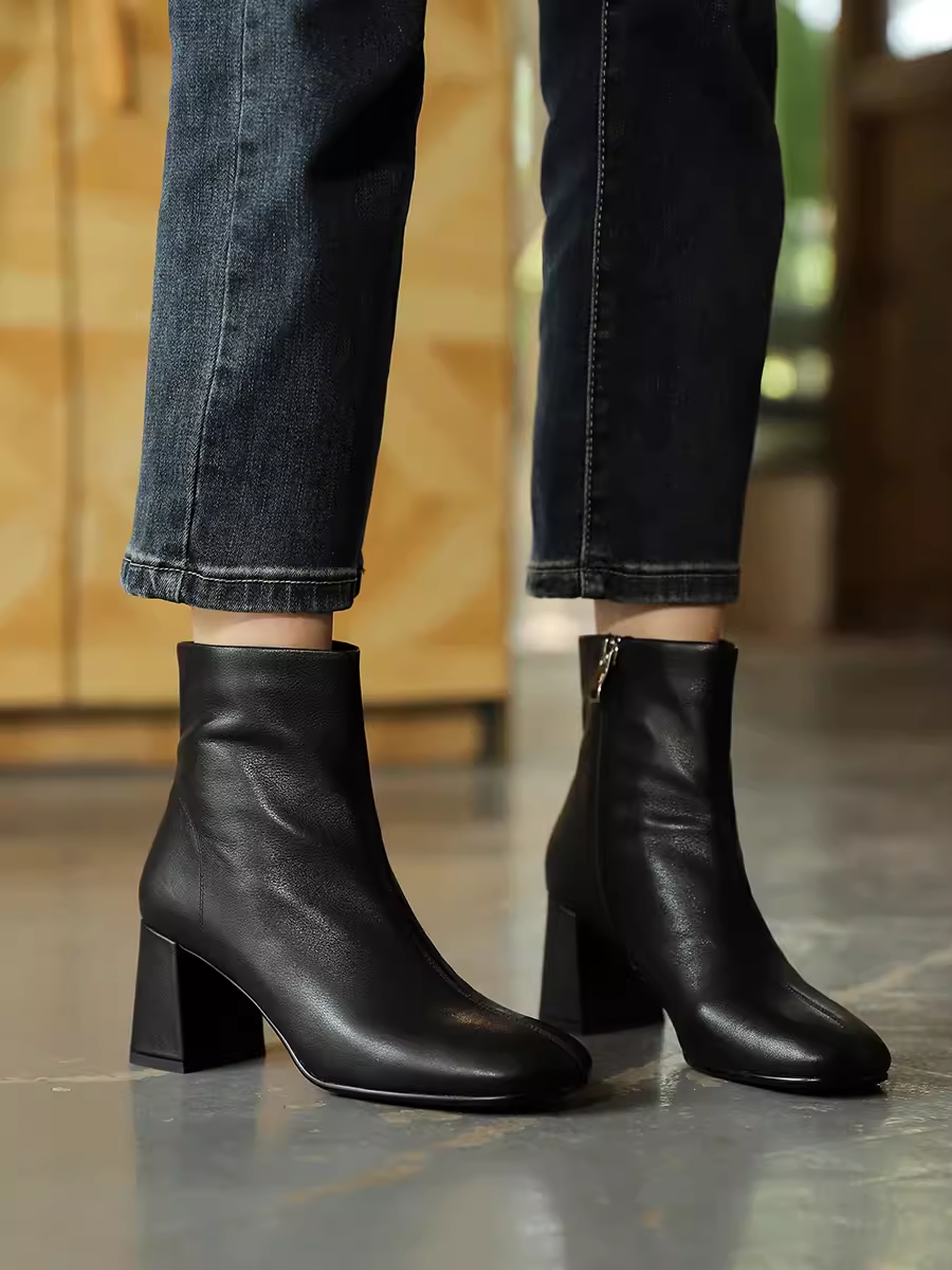 Chunky High-Heeled Slim Boots for Women, Genuine Leather Round-Toe Sock Ankle Boots, Versatile Fashion Footwear Chunky High-Heeled Slim Boots for Women, Genuine Leather Round-Toe Sock Ankle Boots, Versatile Fashion Footwear