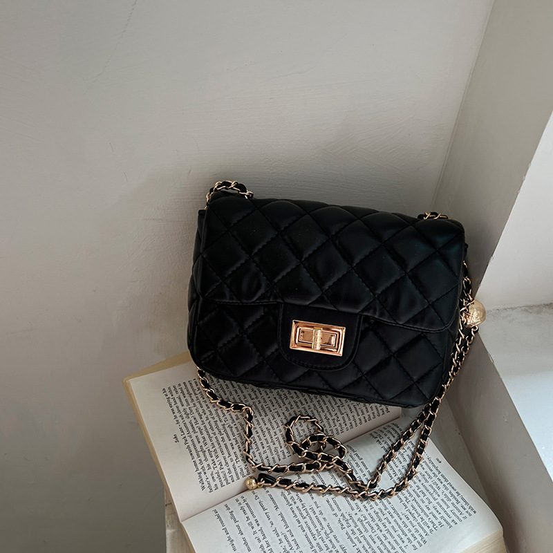 Classic Small Diamond Quilted Chain Shoulder Bag - Trendy Soft Casual Square Purse for Women Classic Small Diamond Quilted Chain Shoulder Bag - Trendy Soft Casual Square Purse for Women