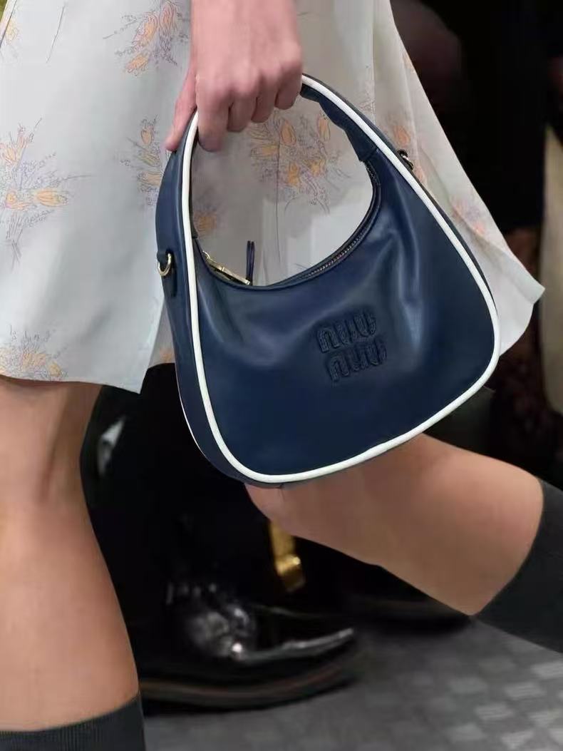 Color Block Hand-Sewn Half-Round Concave Shape Tote Bag - Trendy Crossbody for Women, Stylish Internet Celebrity Look 2025