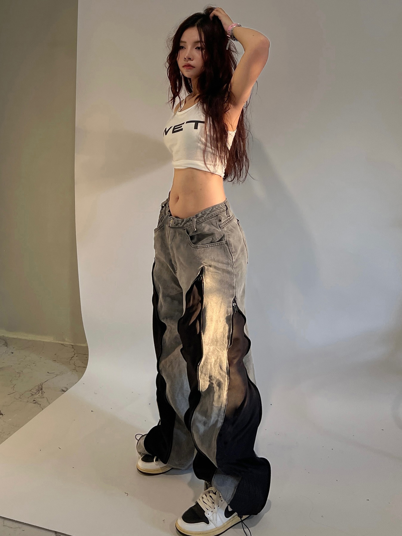 Color-Blocked American Retro Zipper Design Wide-Leg Denim Pants for Women - Street Fashion Loose Fit Trousers Color-Blocked American Retro Zipper Design Wide-Leg Denim Pants for Women - Street Fashion Loose Fit Trousers