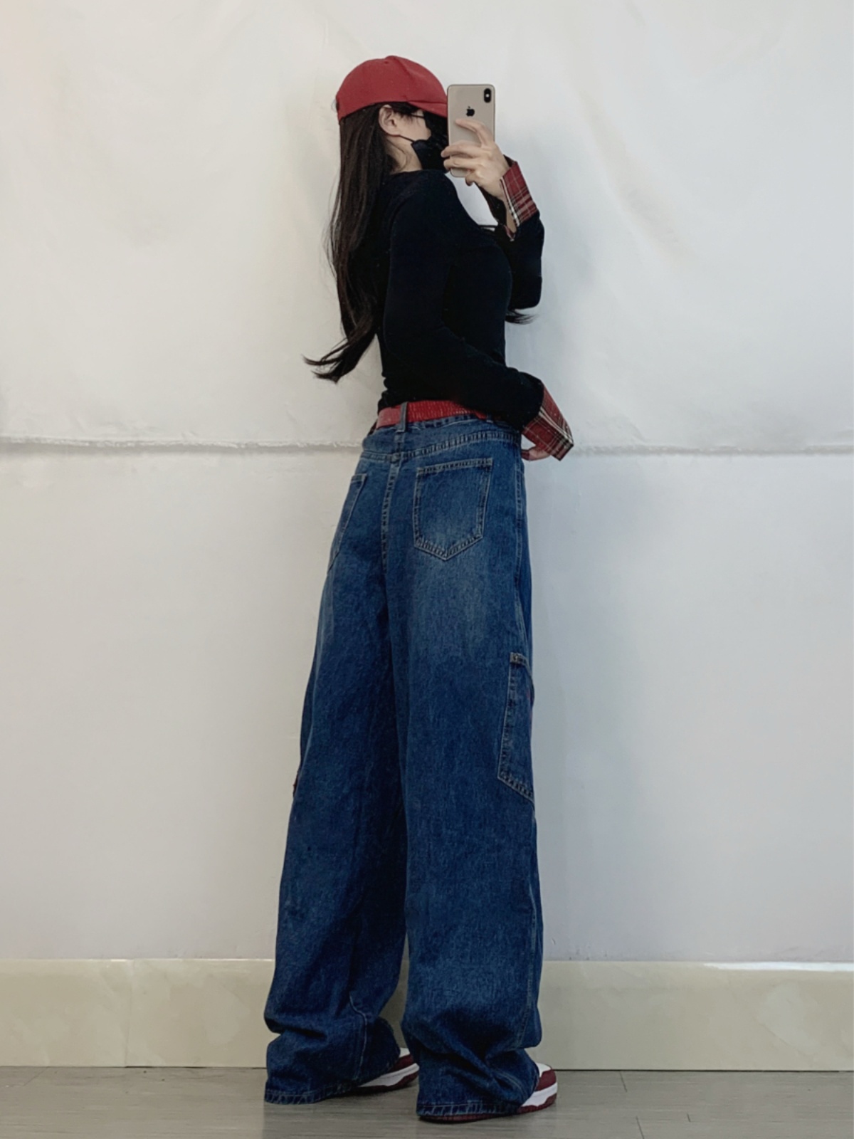 Color-Blocked Plaid Splicing American Jazz Dance Suit for Women with Curved Knife Jeans, Unique Design Top, Y2K Style Color-Blocked Plaid Splicing American Jazz Dance Suit for Women with Curved Knife Jeans, Unique Design Top, Y2K Style