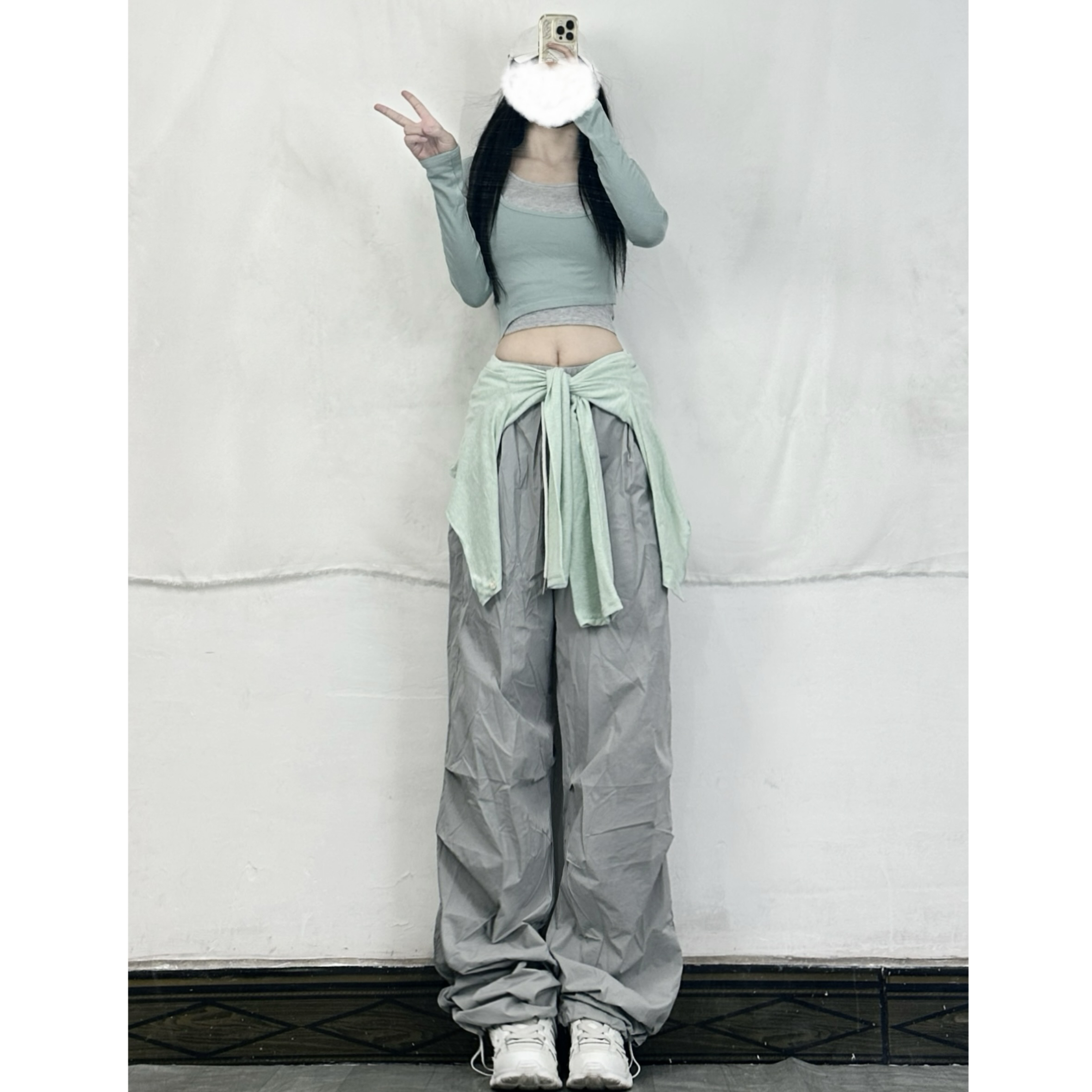 Color-Blocking Faux Two-Piece Slim Fit Jazz Dance T-Shirt for Women - Trendy Short Sleeve Practice Top Color-Blocking Faux Two-Piece Slim Fit Jazz Dance T-Shirt for Women - Trendy Short Sleeve Practice Top