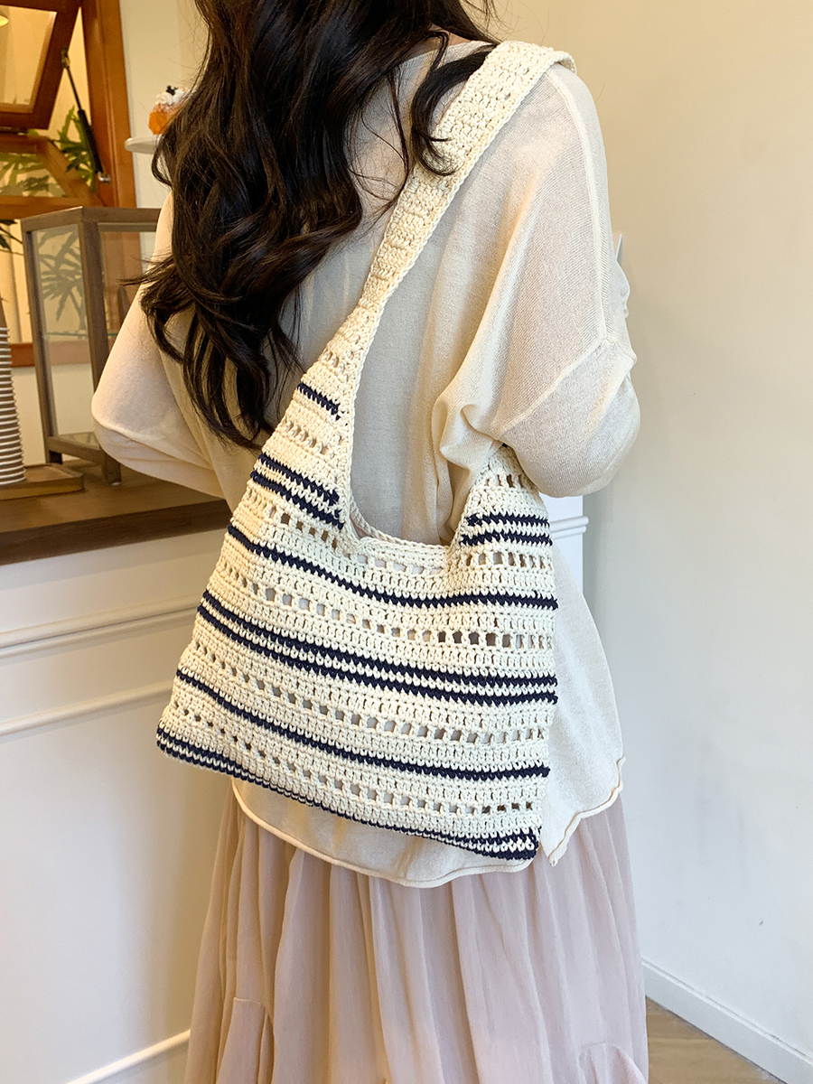 Color-Blocking Handmade Woven Straw Tote Bag for Women - Large Capacity Shoulder Bag for Summer Beach Vacation and Commuting Color-Blocking Handmade Woven Straw Tote Bag for Women - Large Capacity Shoulder Bag for Summer Beach Vacation and Commuting