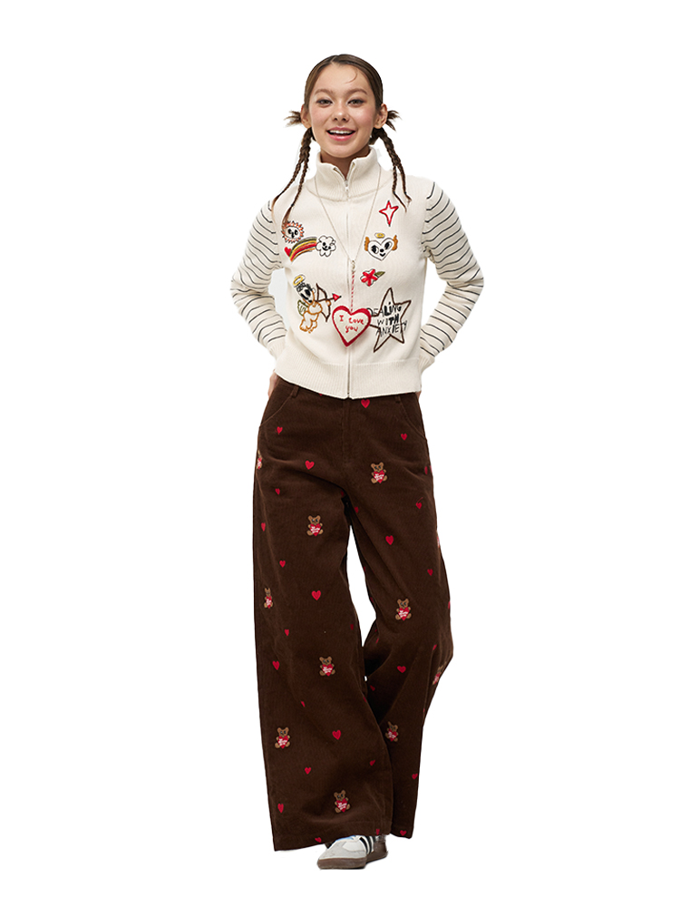 Colorful Embroidered Knitted Cardigan Zip-Up Jacket - White Sweater, Cozy Artist Design, Y2K Fashion, Perfect Layering Piece Colorful Embroidered Knitted Cardigan Zip-Up Jacket - White Sweater, Cozy Artist Design, Y2K Fashion, Perfect Layering Piece