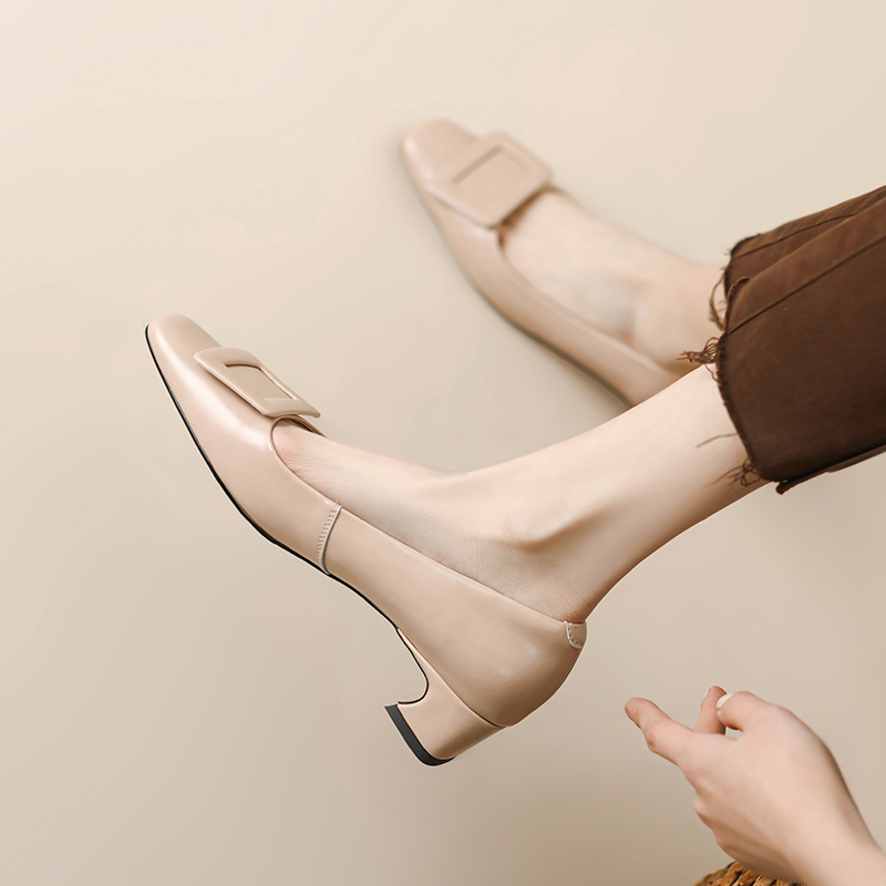 Comfortable Sheepskin Grandma Shoes for Women, French-Style Square Buckle Chunky Heel Loafers, Square-Toed Mid-Heel Footwear Comfortable Sheepskin Grandma Shoes for Women, French-Style Square Buckle Chunky Heel Loafers, Square-Toed Mid-Heel Footwear