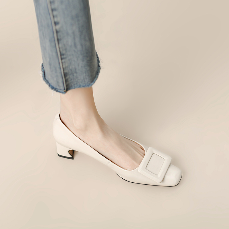 Comfortable Sheepskin Grandma Shoes for Women, French-Style Square Buckle Chunky Heel Loafers, Square-Toed Mid-Heel Footwear Comfortable Sheepskin Grandma Shoes for Women, French-Style Square Buckle Chunky Heel Loafers, Square-Toed Mid-Heel Footwear