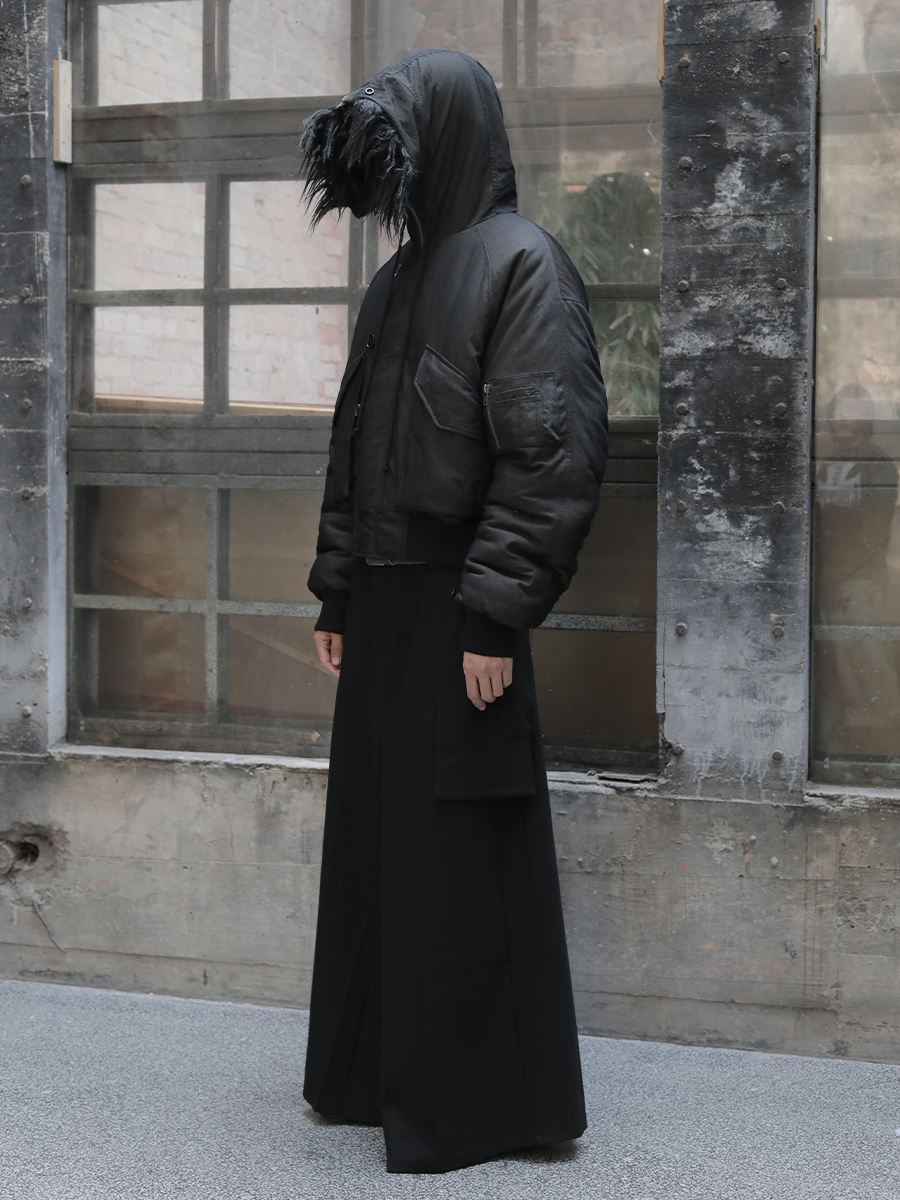 Cotton N2B Bomber Jacket with Carnivorous Flower Print, 3M Thinsulate, Short Wide Silhouette, Curved Sleeves, Y2K Style Cotton N2B Bomber Jacket with Carnivorous Flower Print, 3M Thinsulate, Short Wide Silhouette, Curved Sleeves, Y2K Style