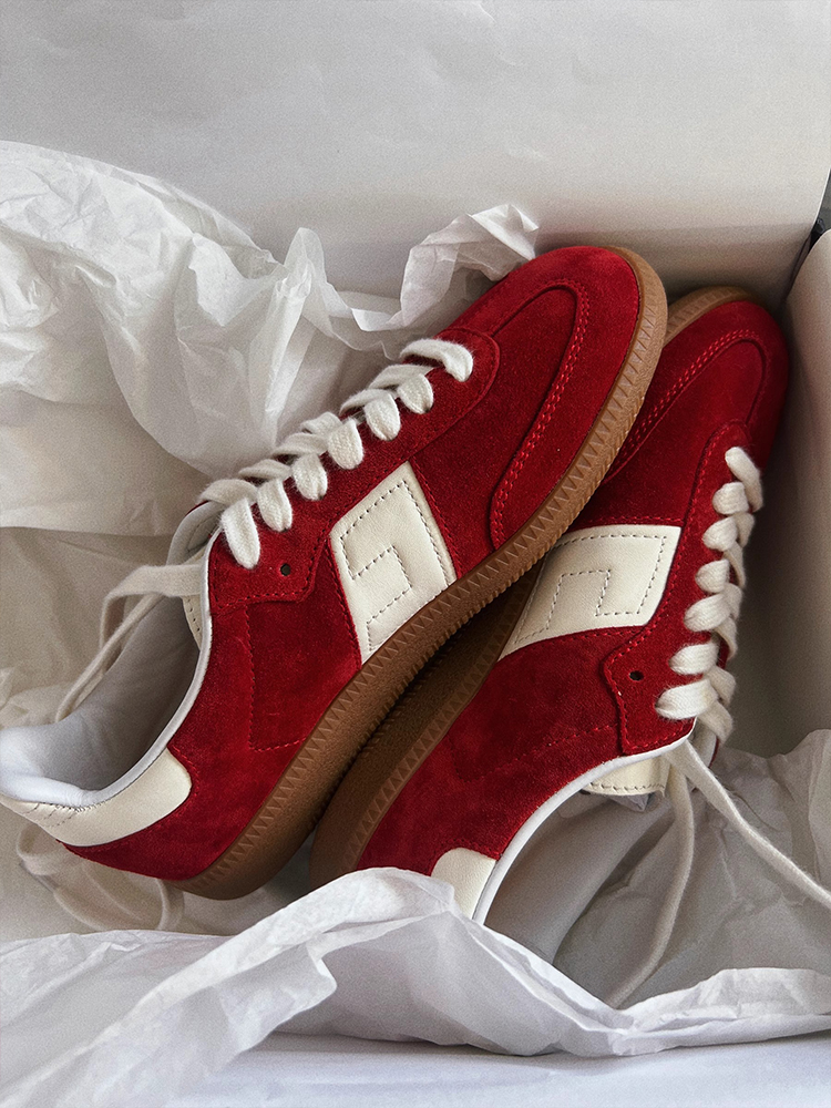 Cowhide Silver Training Shoes for Women - Classic Spring/Summer Casual Sneakers, Trendy Little White Shoes, Internet Celebrity Style Cowhide Silver Training Shoes for Women - Classic Spring/Summer Casual Sneakers, Trendy Little White Shoes, Internet Celebrity Style