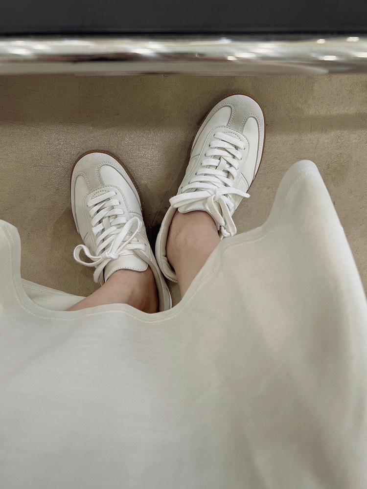 Cowhide Silver Training Shoes for Women - Classic Spring/Summer Casual Sneakers, Trendy Little White Shoes, Internet Celebrity Style