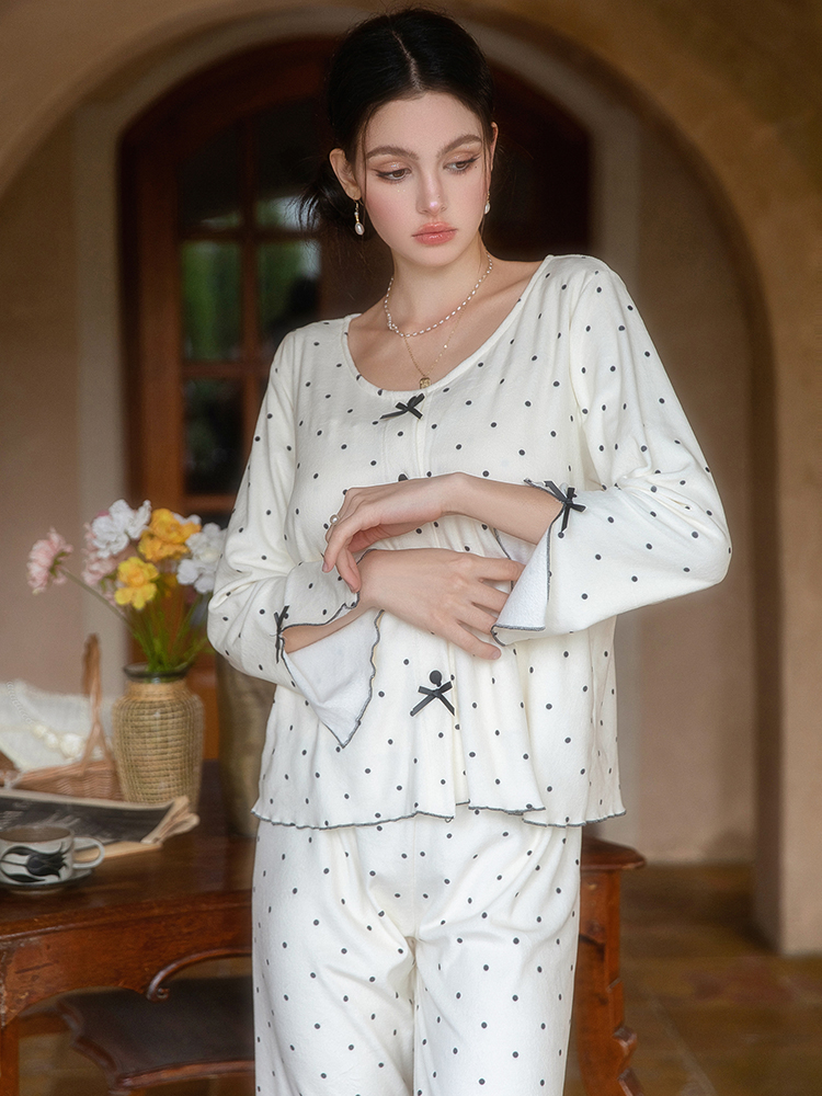 Cozy Women's Coral Fleece Camisole and Long Pants Sleepwear Set - Thickened Autumn Winter 2024, Comfortable 3-Piece Loungewear Cozy Women's Coral Fleece Camisole and Long Pants Sleepwear Set - Thickened Autumn Winter 2024, Comfortable 3-Piece Loungewear