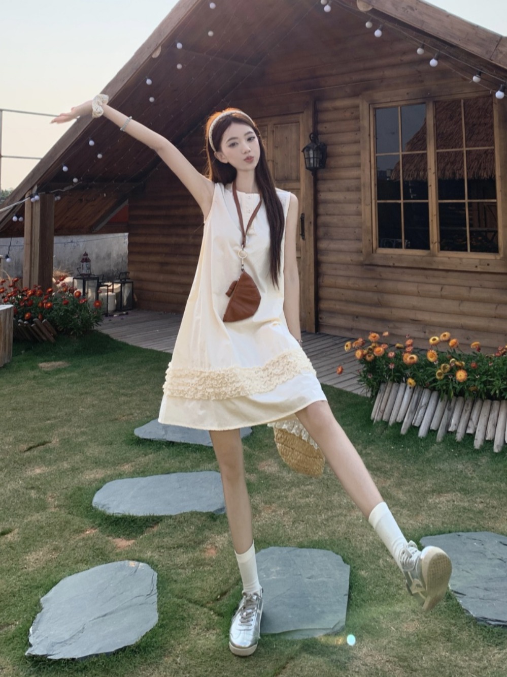 Cream Cotton Lace Trim Sleeveless Top with Plaid Pants - Stylish Early Summer Vacation Outfit for Women Cream Cotton Lace Trim Sleeveless Top with Plaid Pants - Stylish Early Summer Vacation Outfit for Women