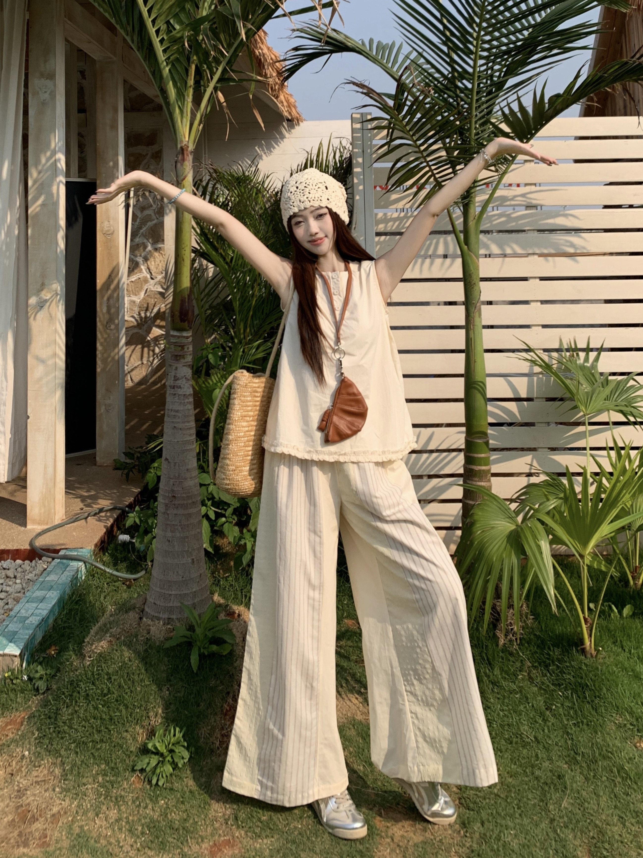 Cream Cotton Lace Trim Sleeveless Top with Plaid Pants - Stylish Early Summer Vacation Outfit for Women Cream Cotton Lace Trim Sleeveless Top with Plaid Pants - Stylish Early Summer Vacation Outfit for Women