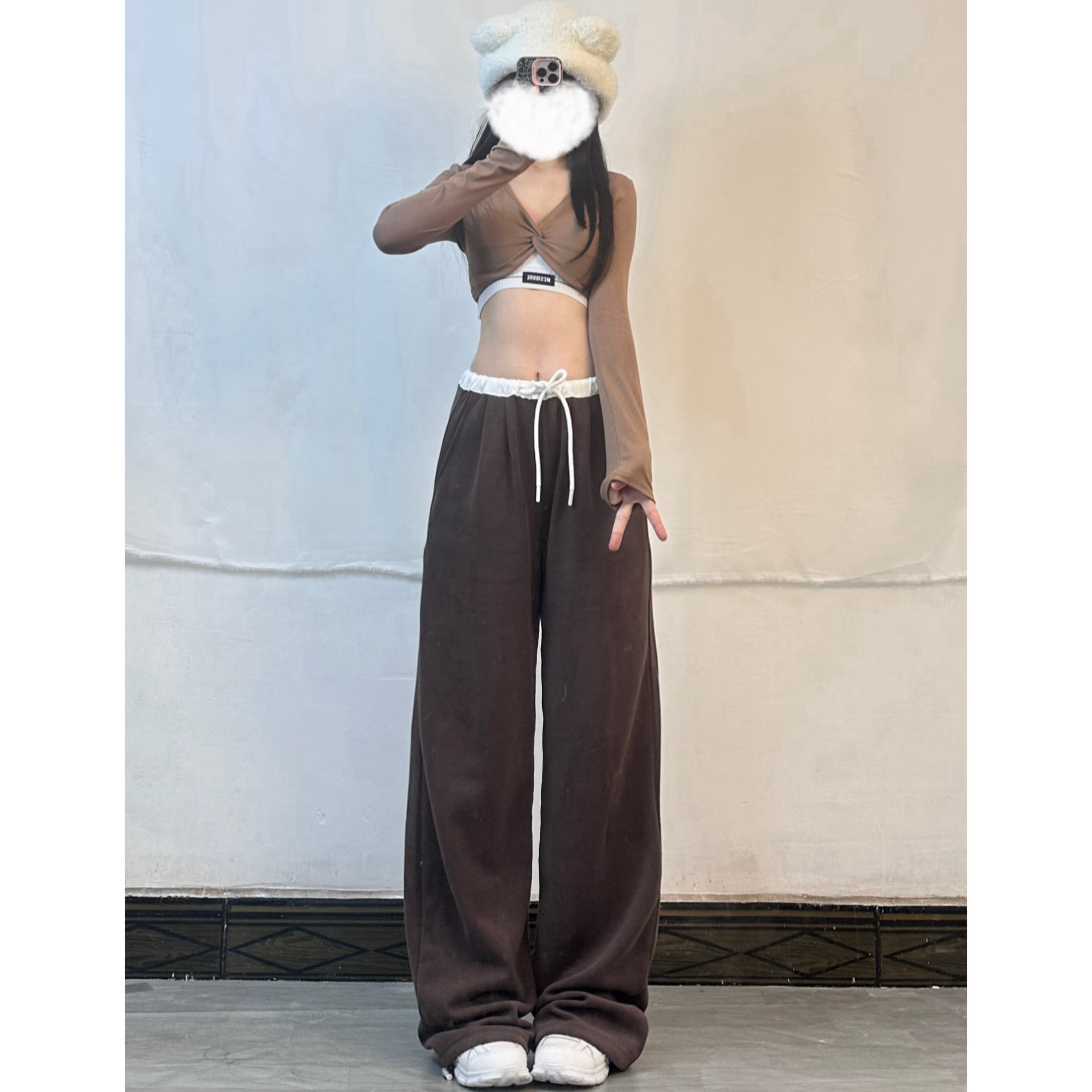 Cropped Brown Tie-Up Fitted Long Sleeve T-Shirt for Women - Jazz Dance Instagram Style, Sexy Y2K Fashion Top