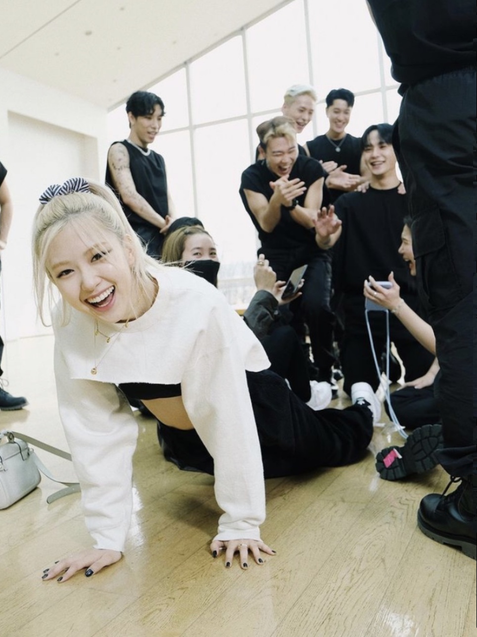 Cropped Sweatshirt for Women - Hip-Hop Street Style Jazz Design, Cool Spring Cover-Up, Trendy Urban Fashion